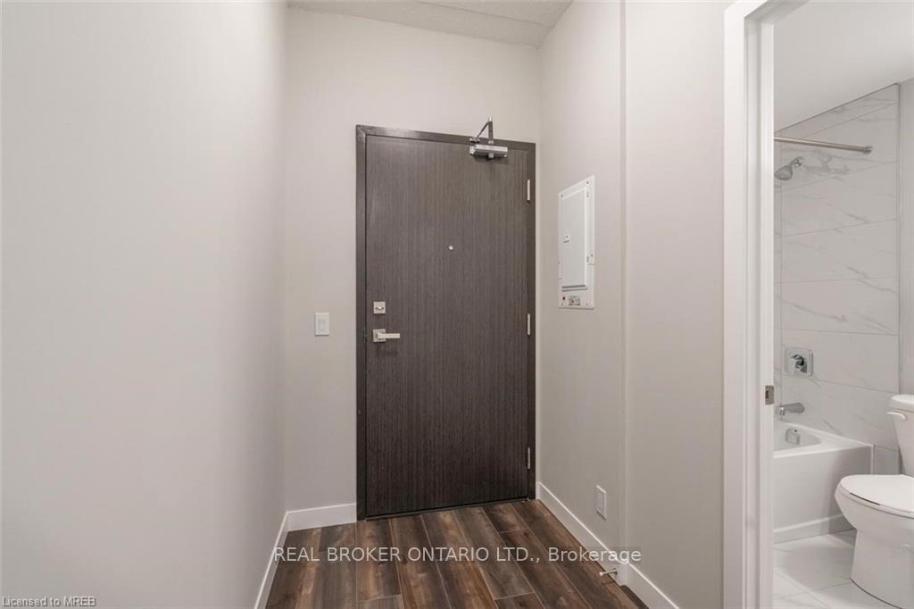 Photo 14 of Unit 805, 15 Queen Street S, Hamilton, Central — HOMEH