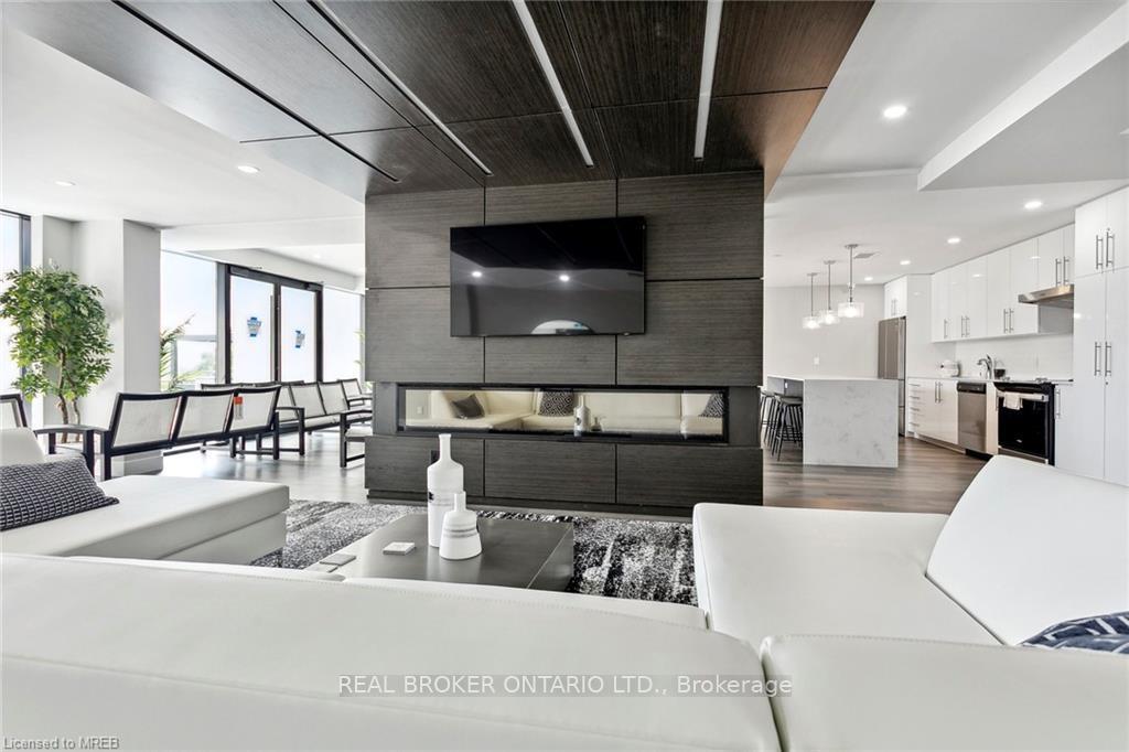 Photo 13 of Unit 805, 15 Queen Street S, Hamilton, Central — HOMEH