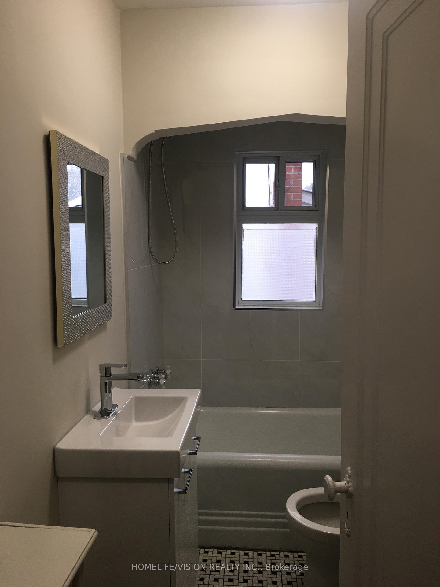 Photo 12 of 37 Wolverton Avenue, Toronto, East York — HOMEH