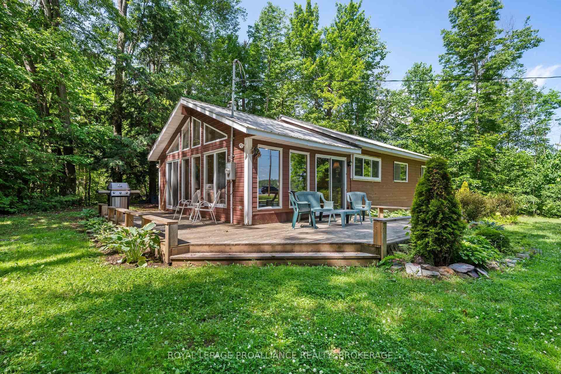 Front of 1057 Marble Lake Road