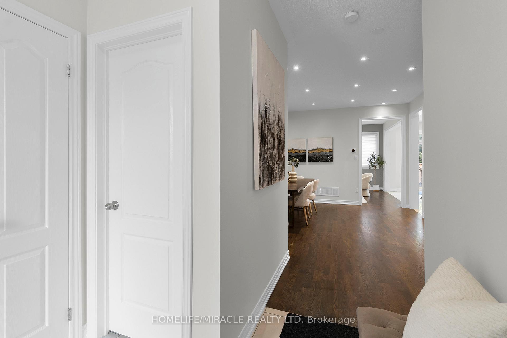 Photo 7 of 10 Dormington Crescent, Brampton, Bram East — HOMEH