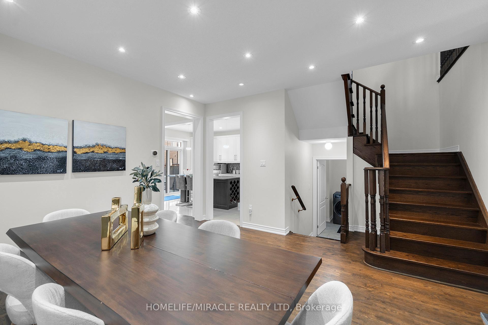 Photo 9 of 10 Dormington Crescent, Brampton, Bram East — HOMEH