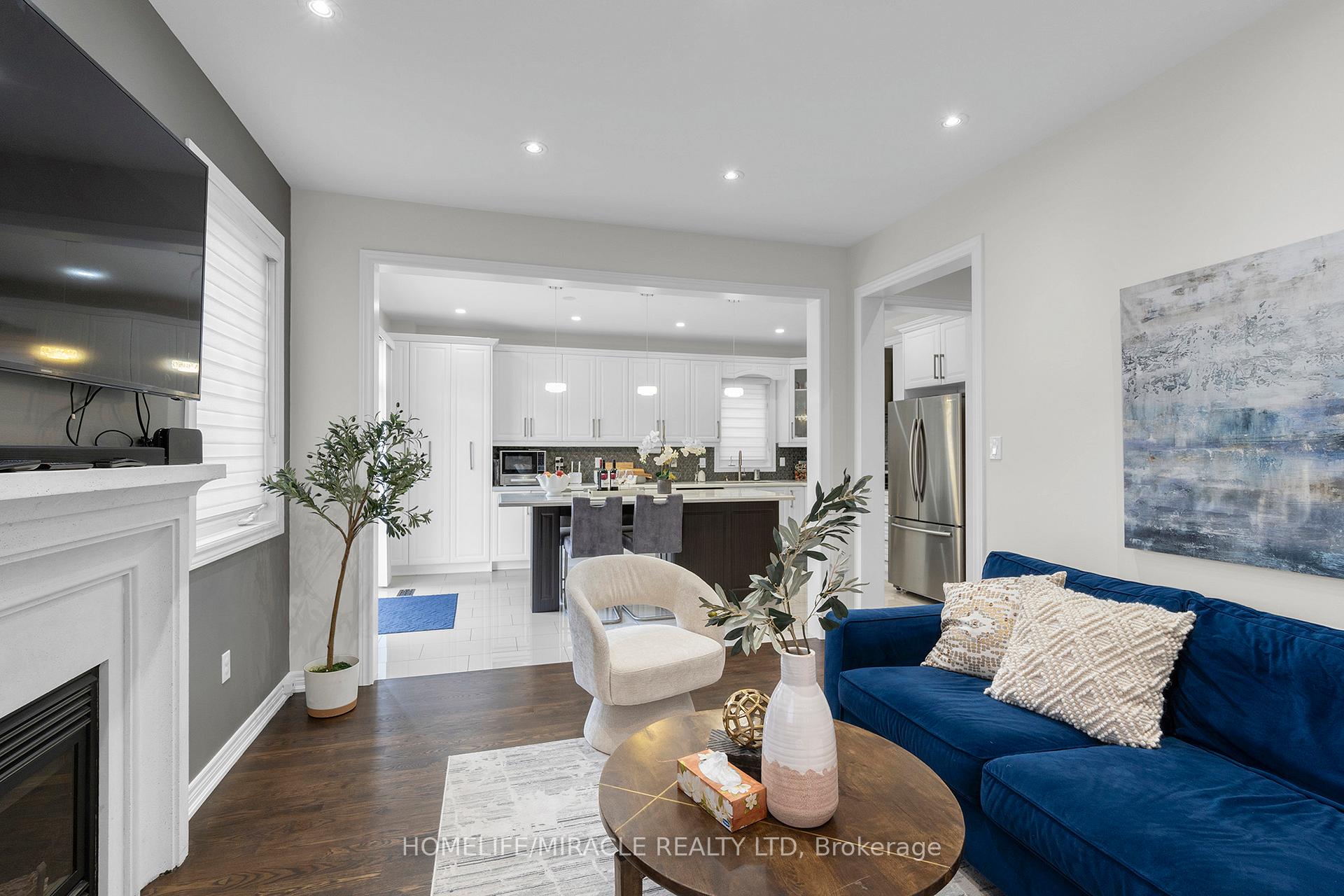 Photo 15 of 10 Dormington Crescent, Brampton, Bram East — HOMEH