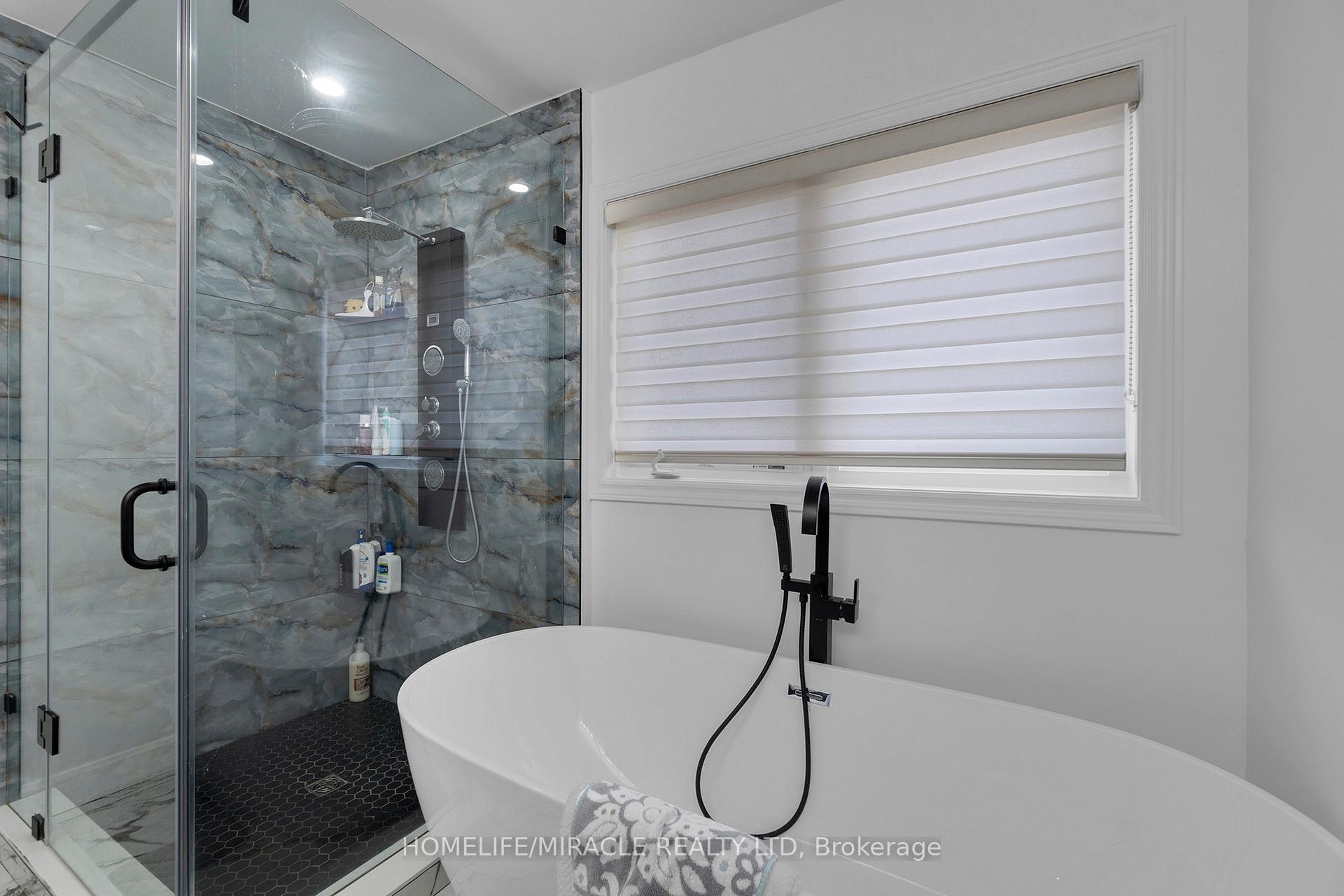 Photo 37 of 10 Dormington Crescent, Brampton, Bram East — HOMEH