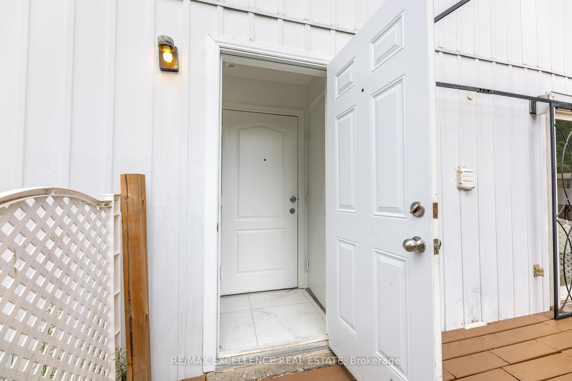 Photo 31 of 20 Hedgeson Court, Brampton, Central Park — HOMEH