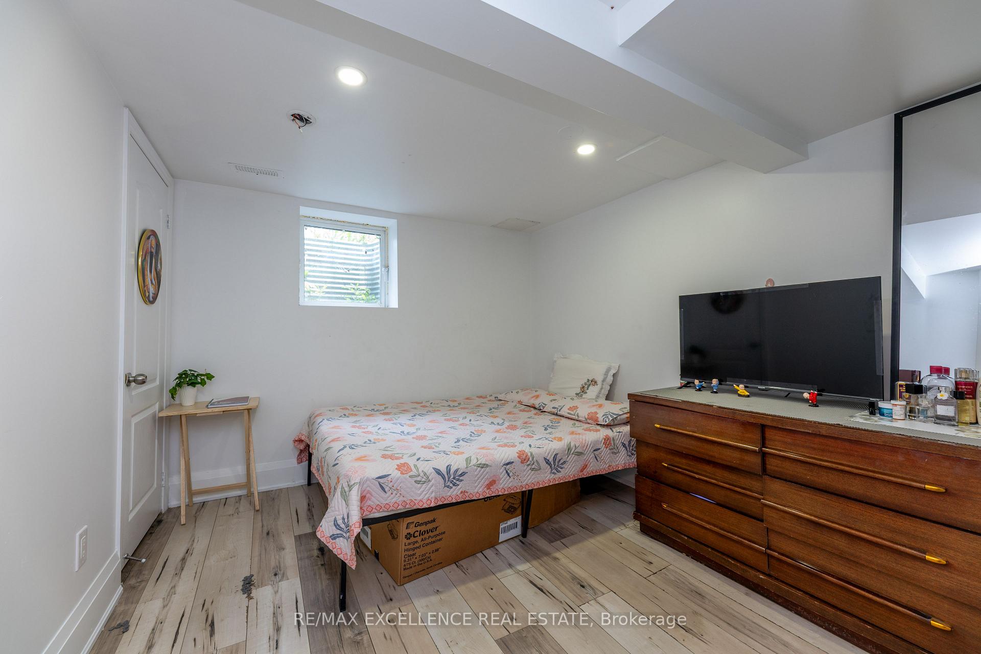 Photo 25 of 20 Hedgeson Court, Brampton, Central Park — HOMEH