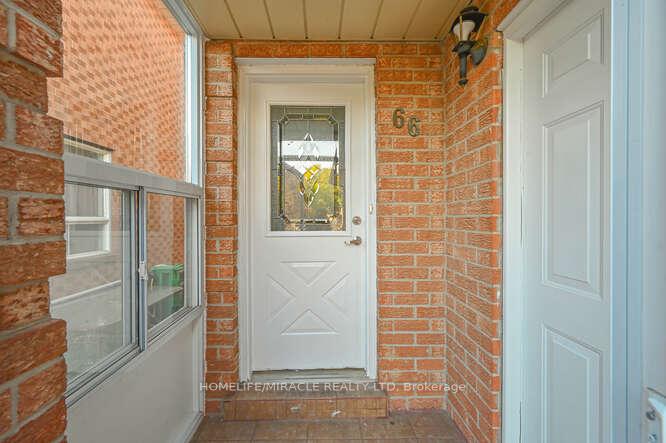 Photo 2 of 66 Metzak Drive, Brampton, Heart Lake West — HOMEH