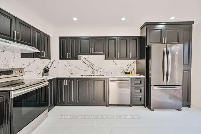 Photo 19 of 66 Metzak Drive, Brampton, Heart Lake West — HOMEH