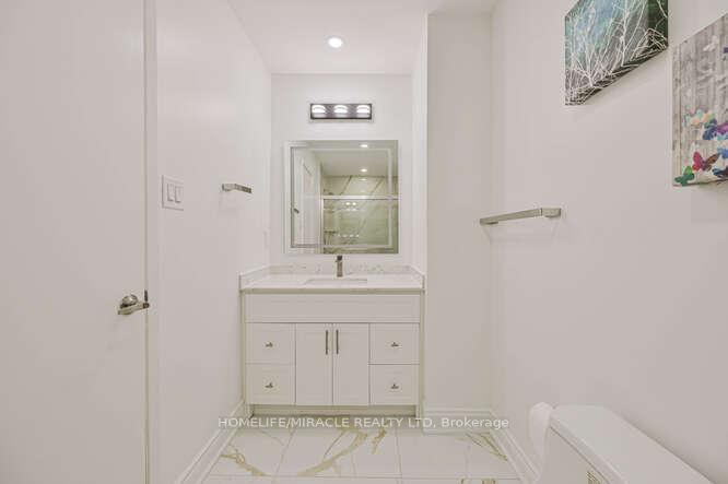 Photo 23 of 66 Metzak Drive, Brampton, Heart Lake West — HOMEH
