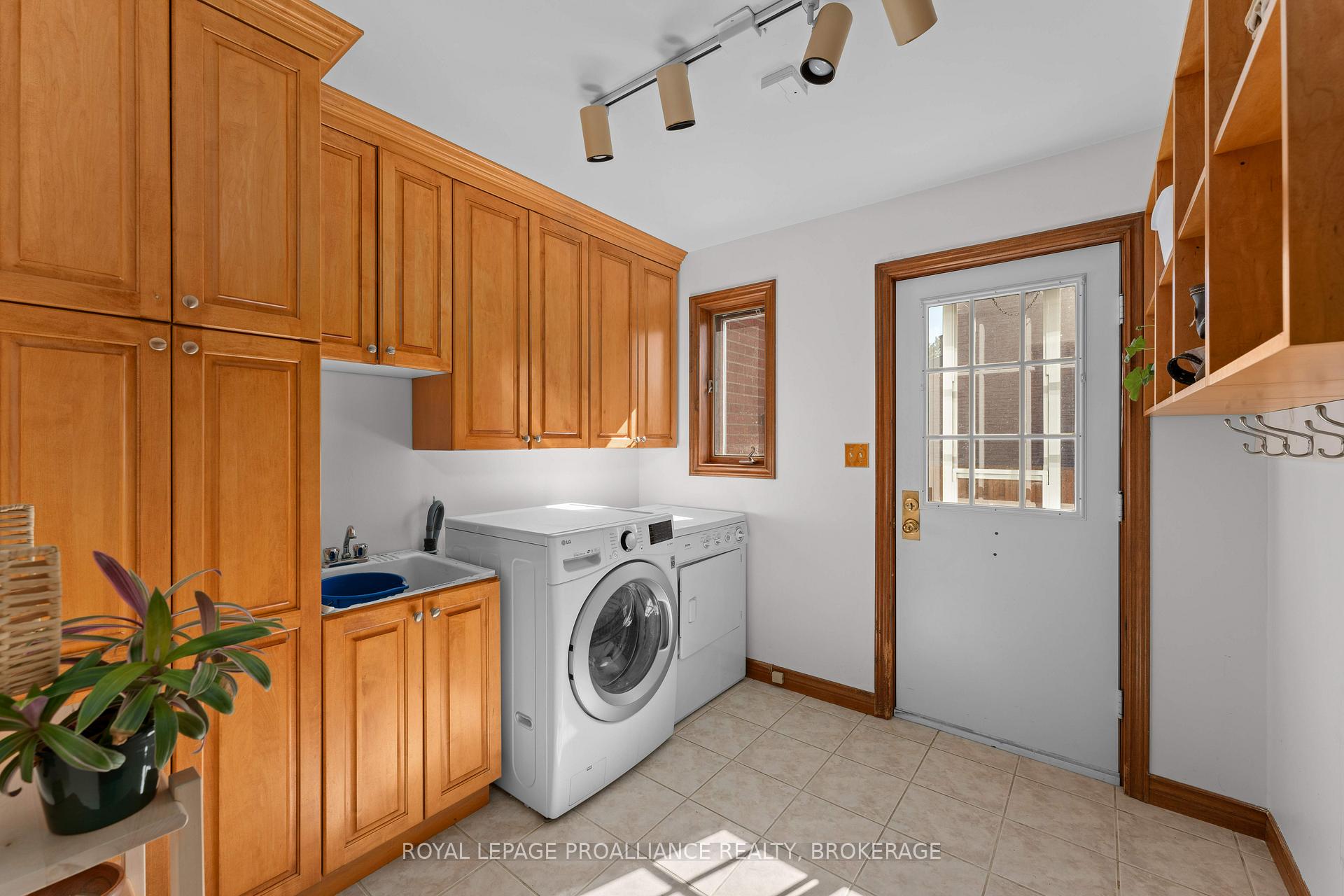 Photo 12 of 995 Auden Park Drive, Kingston, City Southwest — HOMEH