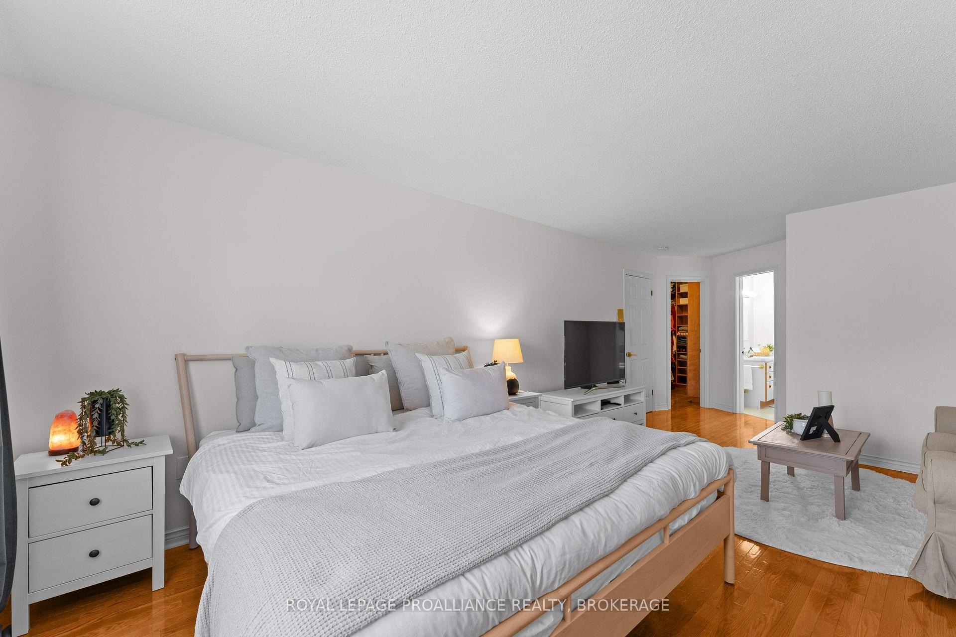 Photo 36 of 995 Auden Park Drive, Kingston, City Southwest — HOMEH