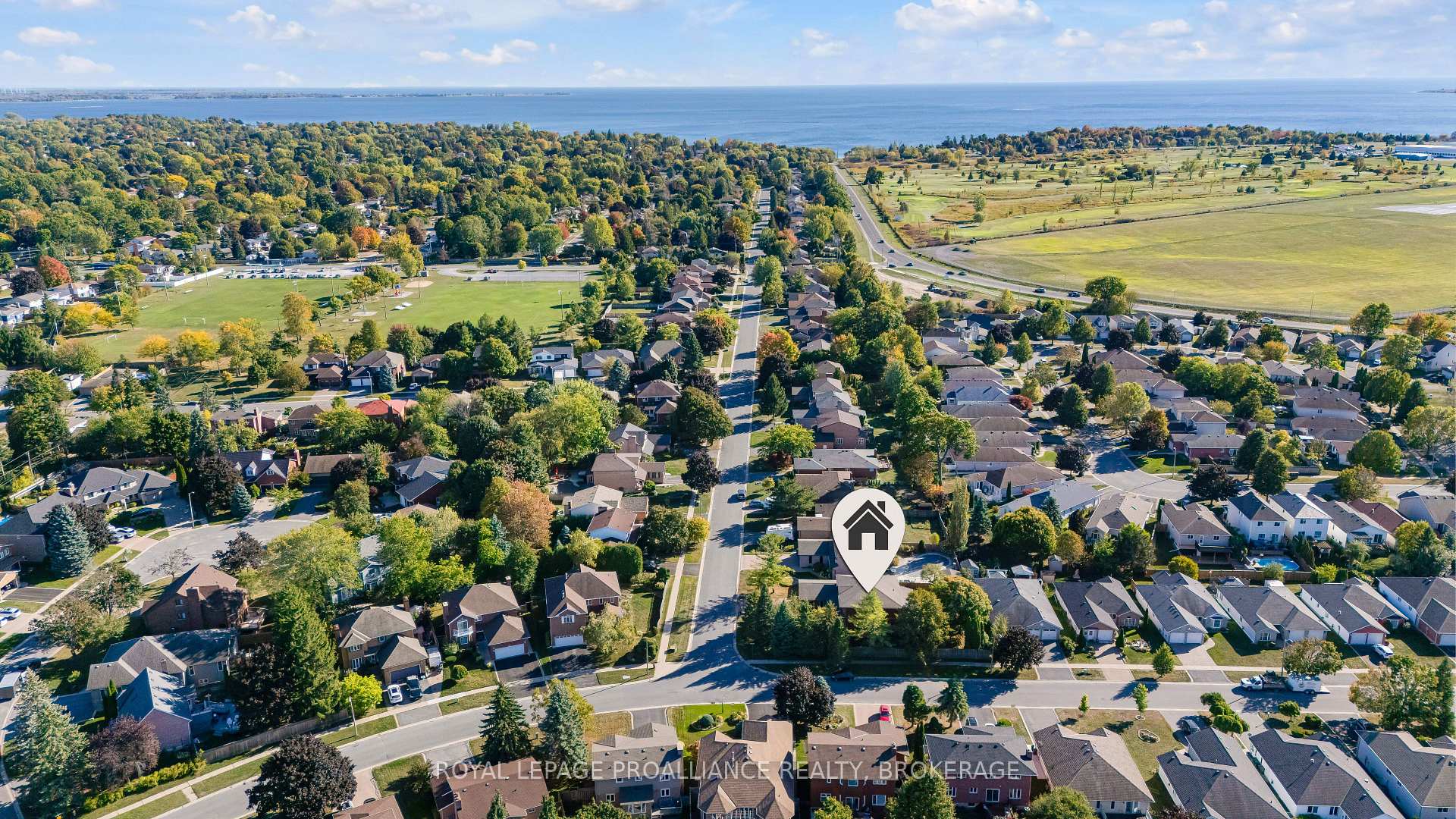 Photo 33 of 995 Auden Park Drive, Kingston, City Southwest — HOMEH