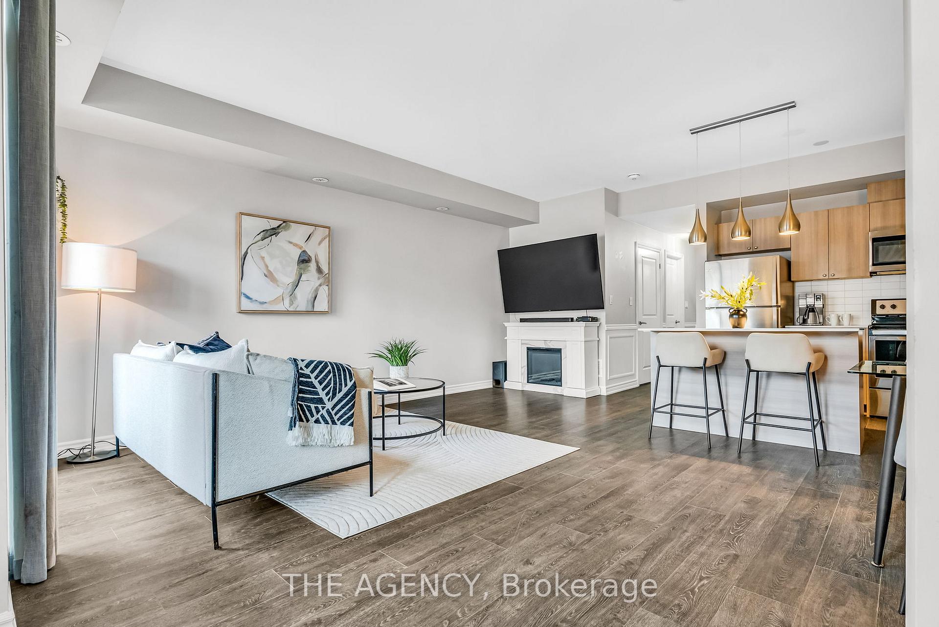 Photo 6 of Unit 9, 198 Pine Grove Road, Vaughan, Islington Woods — HOMEH
