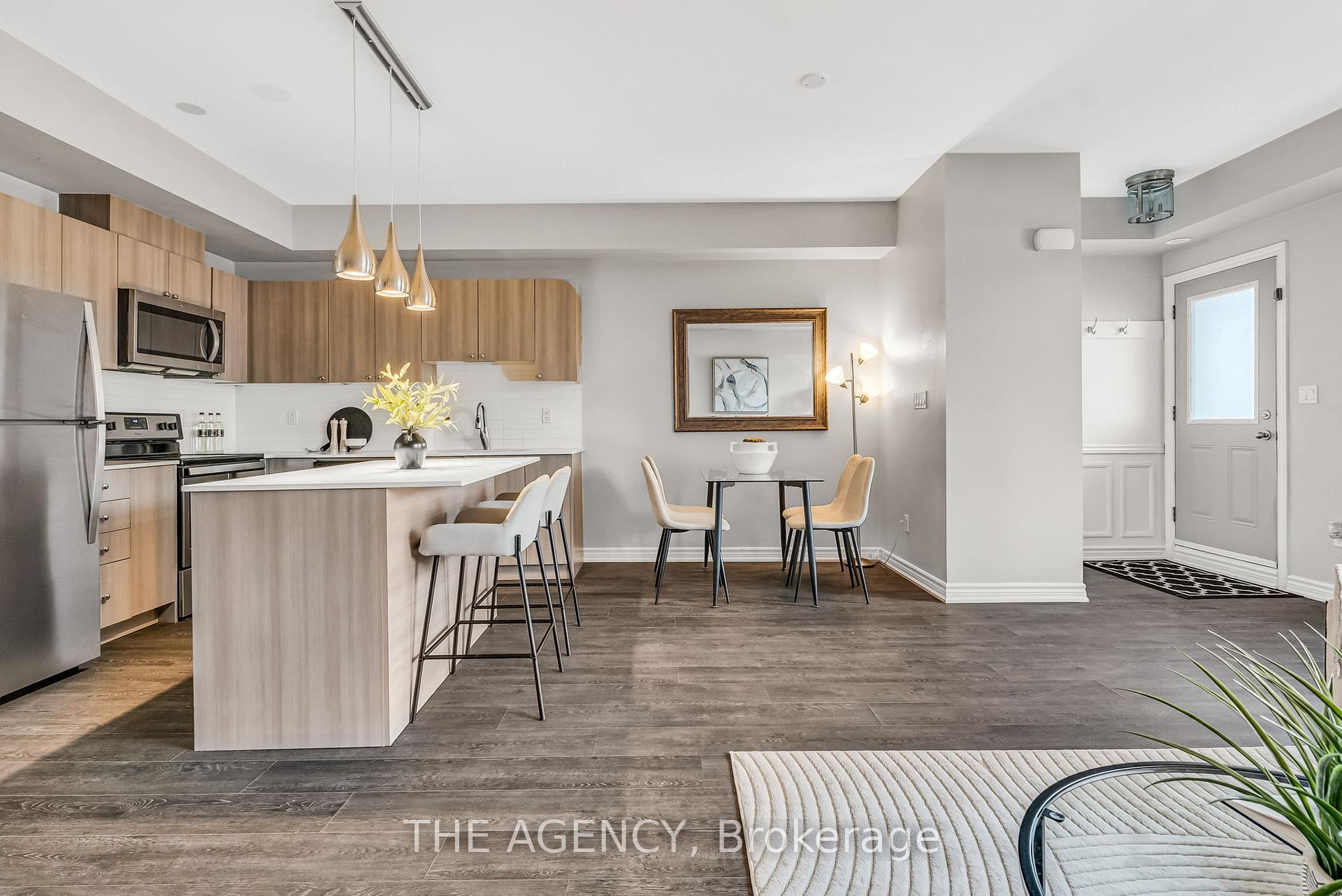 Photo 10 of Unit 9, 198 Pine Grove Road, Vaughan, Islington Woods — HOMEH