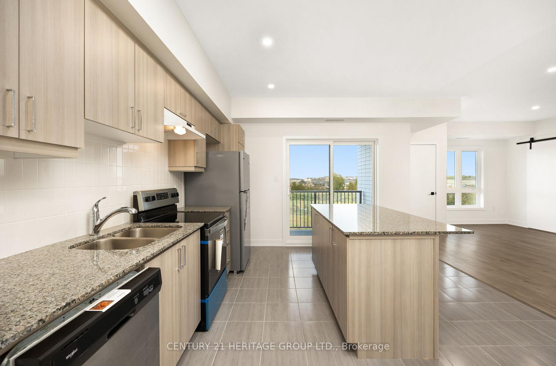 Photo 4 of Unit 402, 1 Chef Lane, Barrie, Innis-Shore — HOMEH