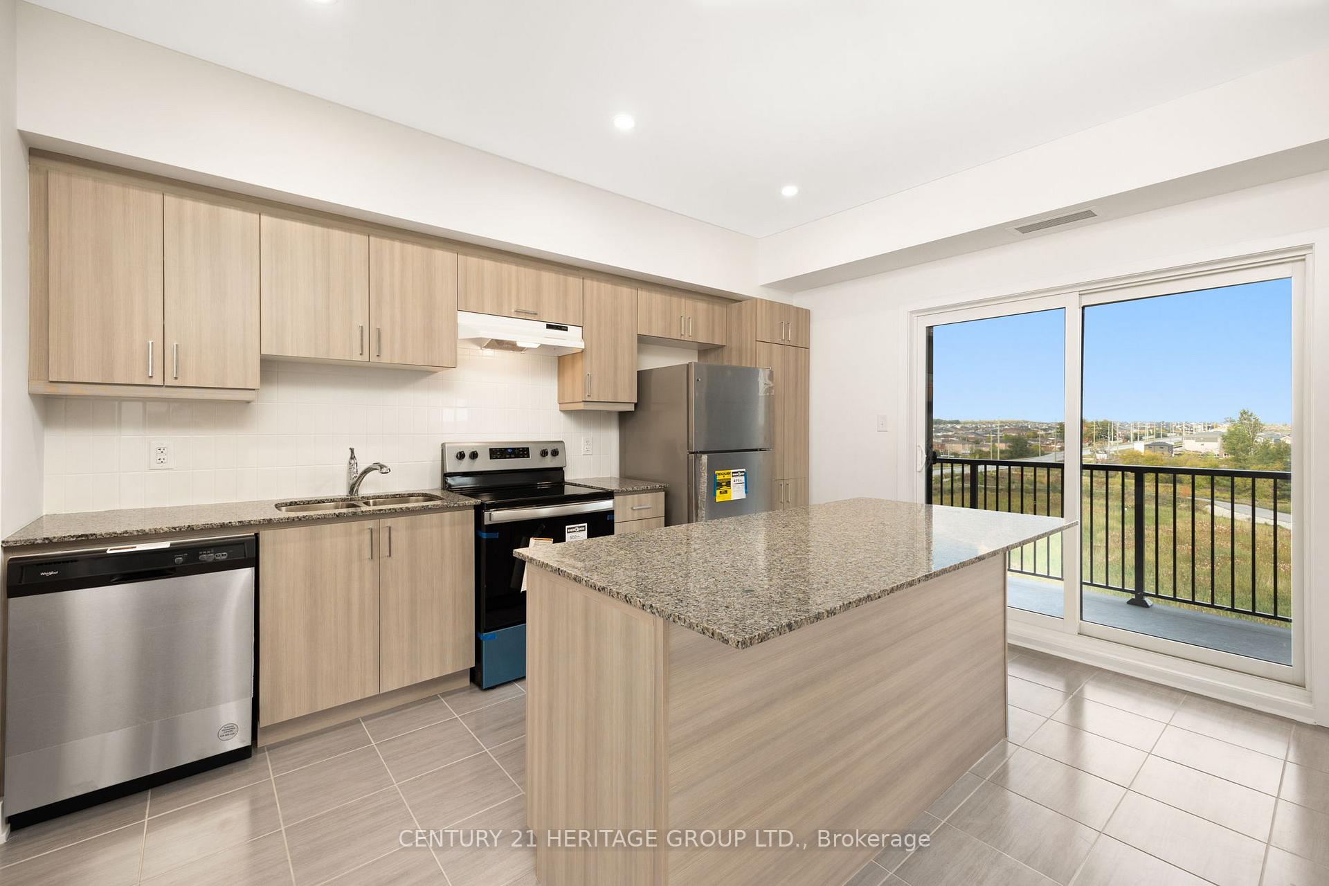Photo 33 of Unit 402, 1 Chef Lane, Barrie, Innis-Shore — HOMEH
