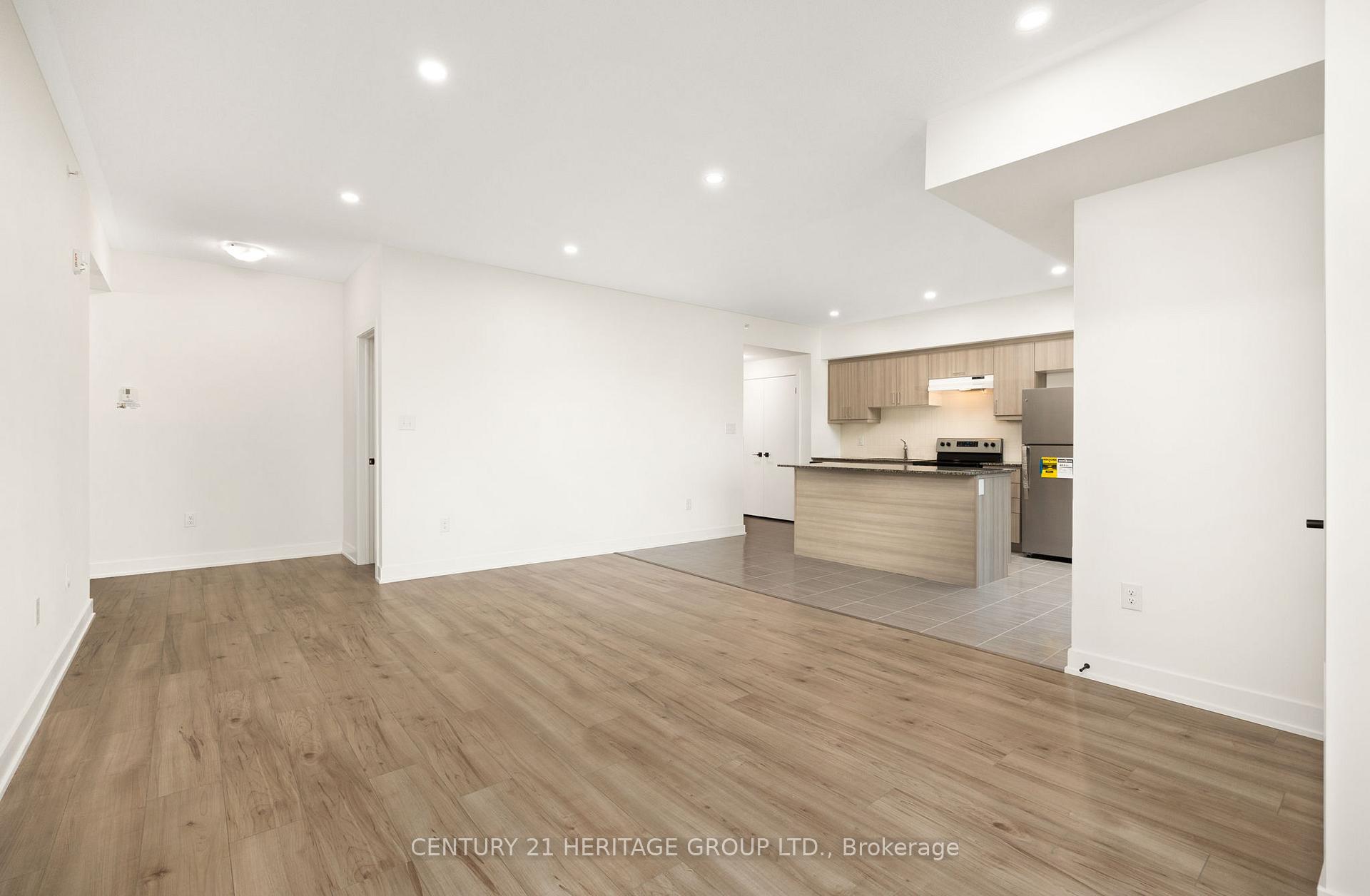 Photo 10 of Unit 402, 1 Chef Lane, Barrie, Innis-Shore — HOMEH