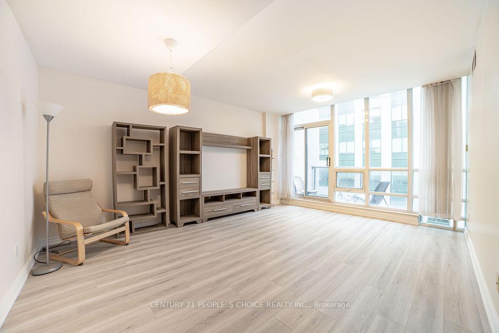 Photo 2 of Unit Ph6, 263 Wellington Street W, Toronto, Waterfront Communities — HOMEH