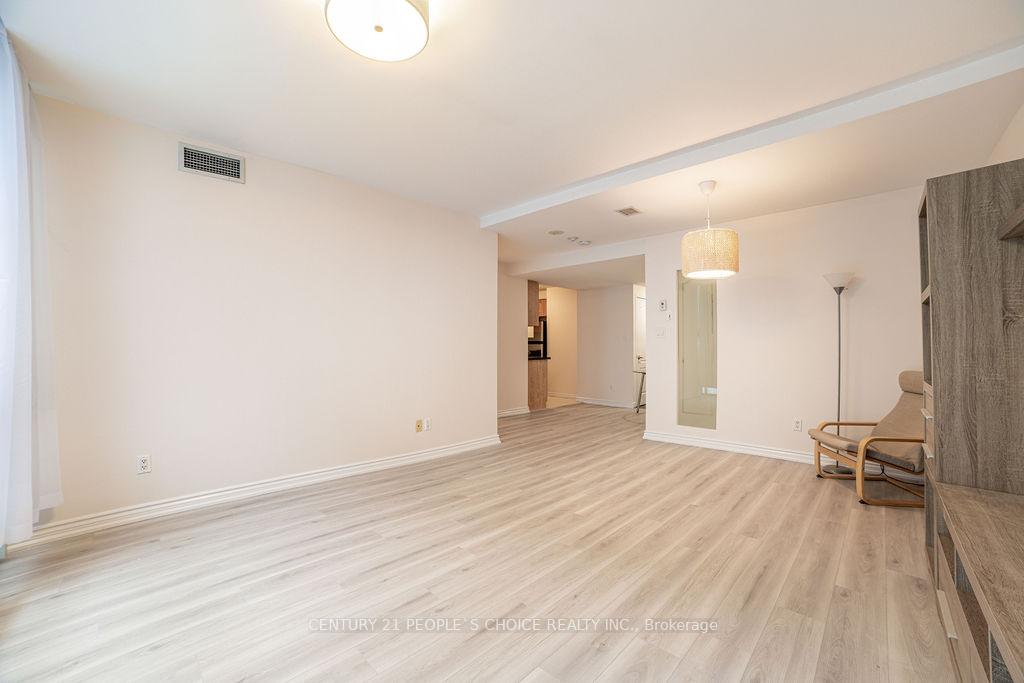 Photo 6 of Unit Ph6, 263 Wellington Street W, Toronto, Waterfront Communities — HOMEH