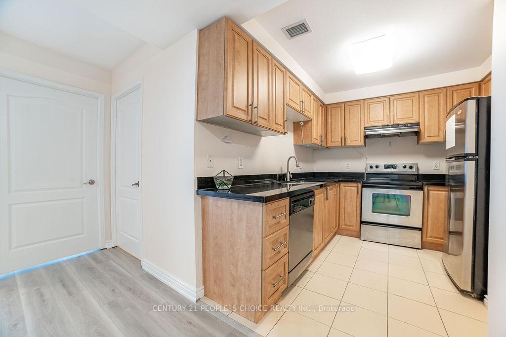 Photo 3 of Unit Ph6, 263 Wellington Street W, Toronto, Waterfront Communities — HOMEH