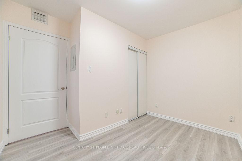 Photo 5 of Unit Ph6, 263 Wellington Street W, Toronto, Waterfront Communities — HOMEH