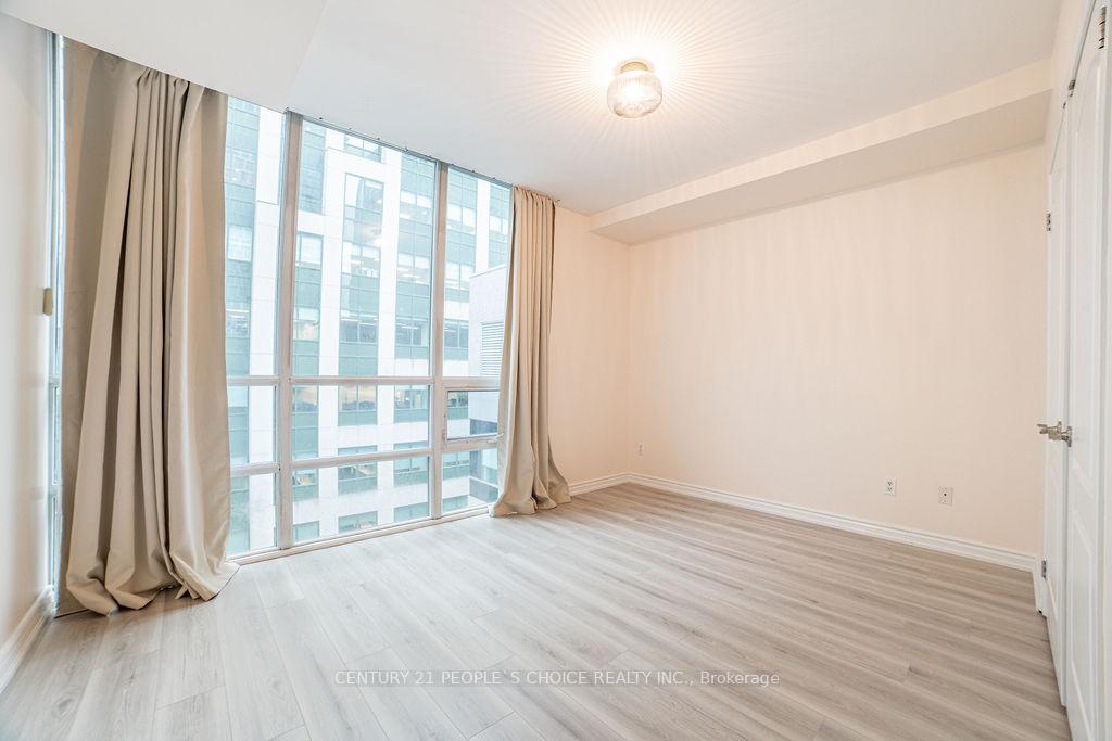 Photo 9 of Unit Ph6, 263 Wellington Street W, Toronto, Waterfront Communities — HOMEH