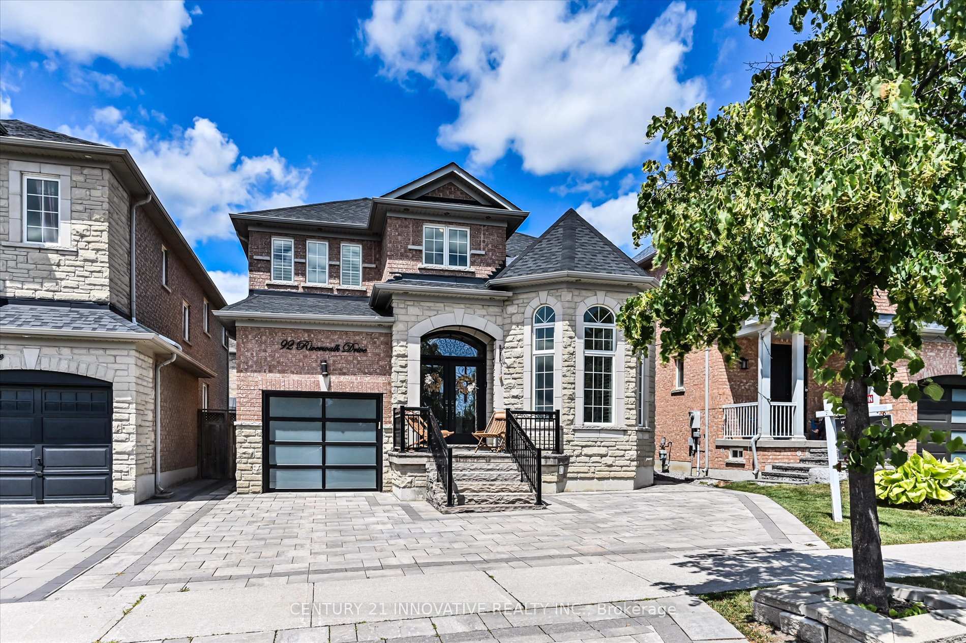 Front of 92 Riverwalk Drive