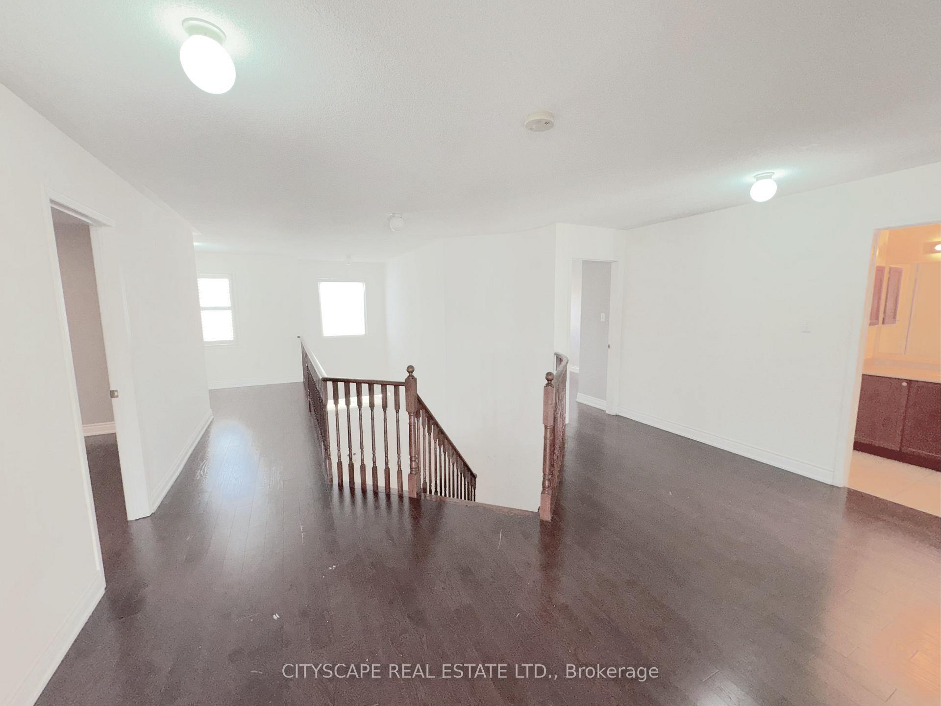 Photo 16 of 32 Tawnberry Circle, Brampton, Fletcher's Meadow — HOMEH