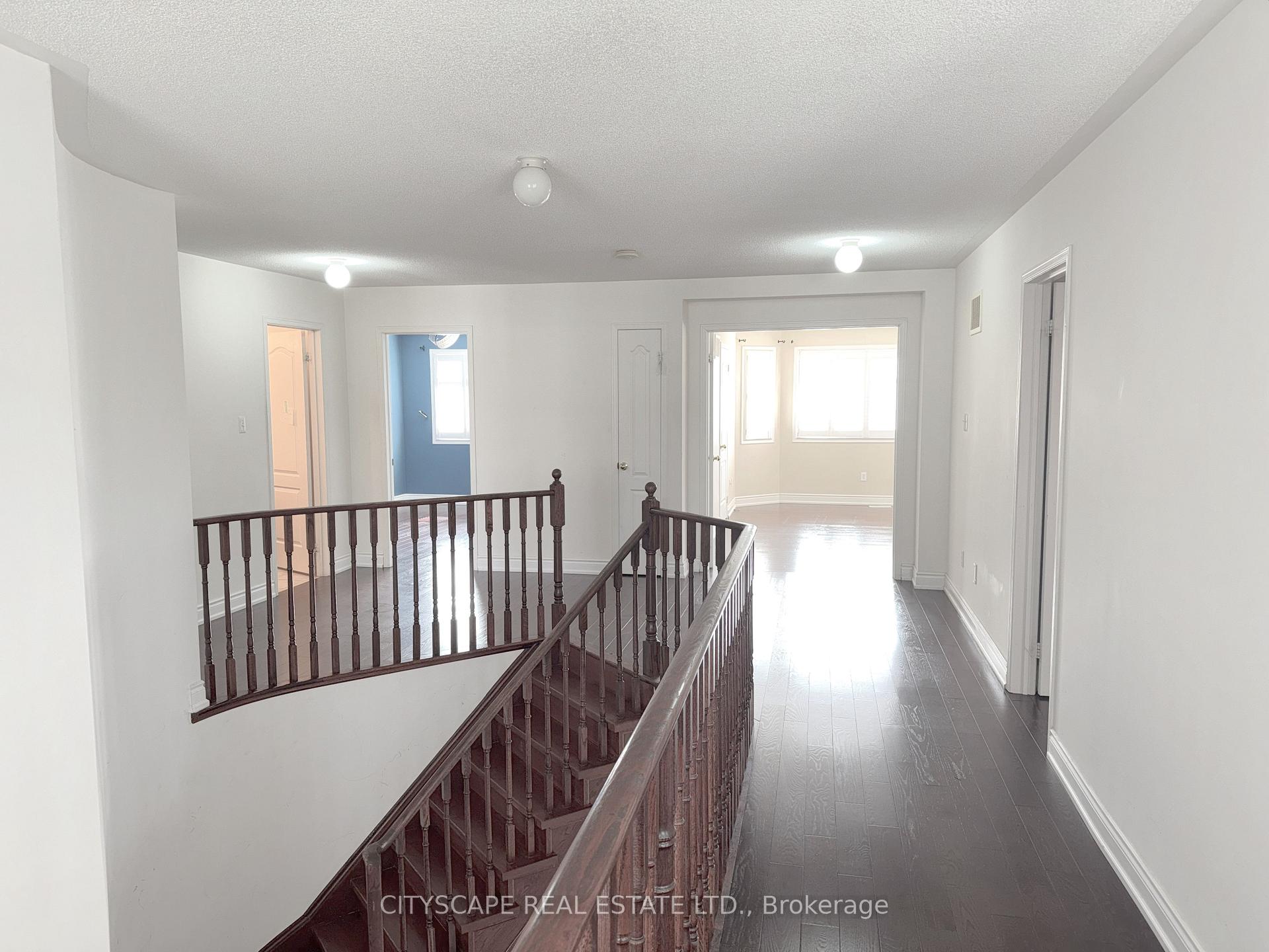 Photo 32 of 32 Tawnberry Circle, Brampton, Fletcher's Meadow — HOMEH