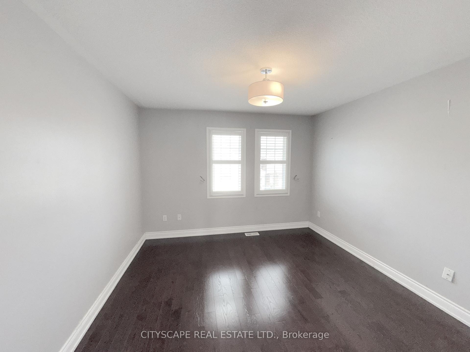 Photo 33 of 32 Tawnberry Circle, Brampton, Fletcher's Meadow — HOMEH