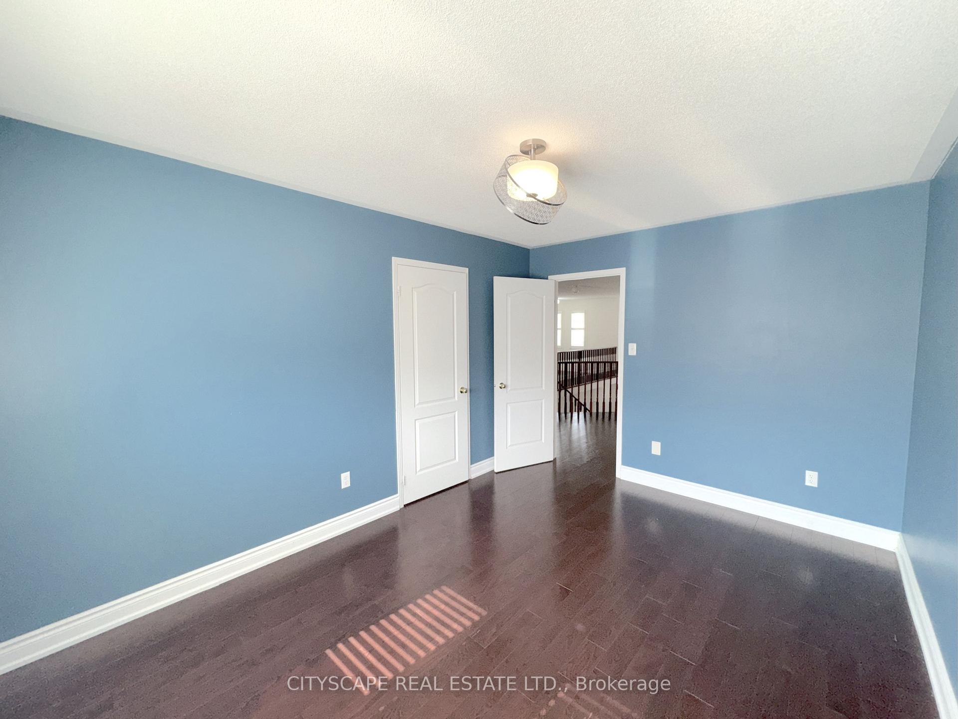 Photo 35 of 32 Tawnberry Circle, Brampton, Fletcher's Meadow — HOMEH