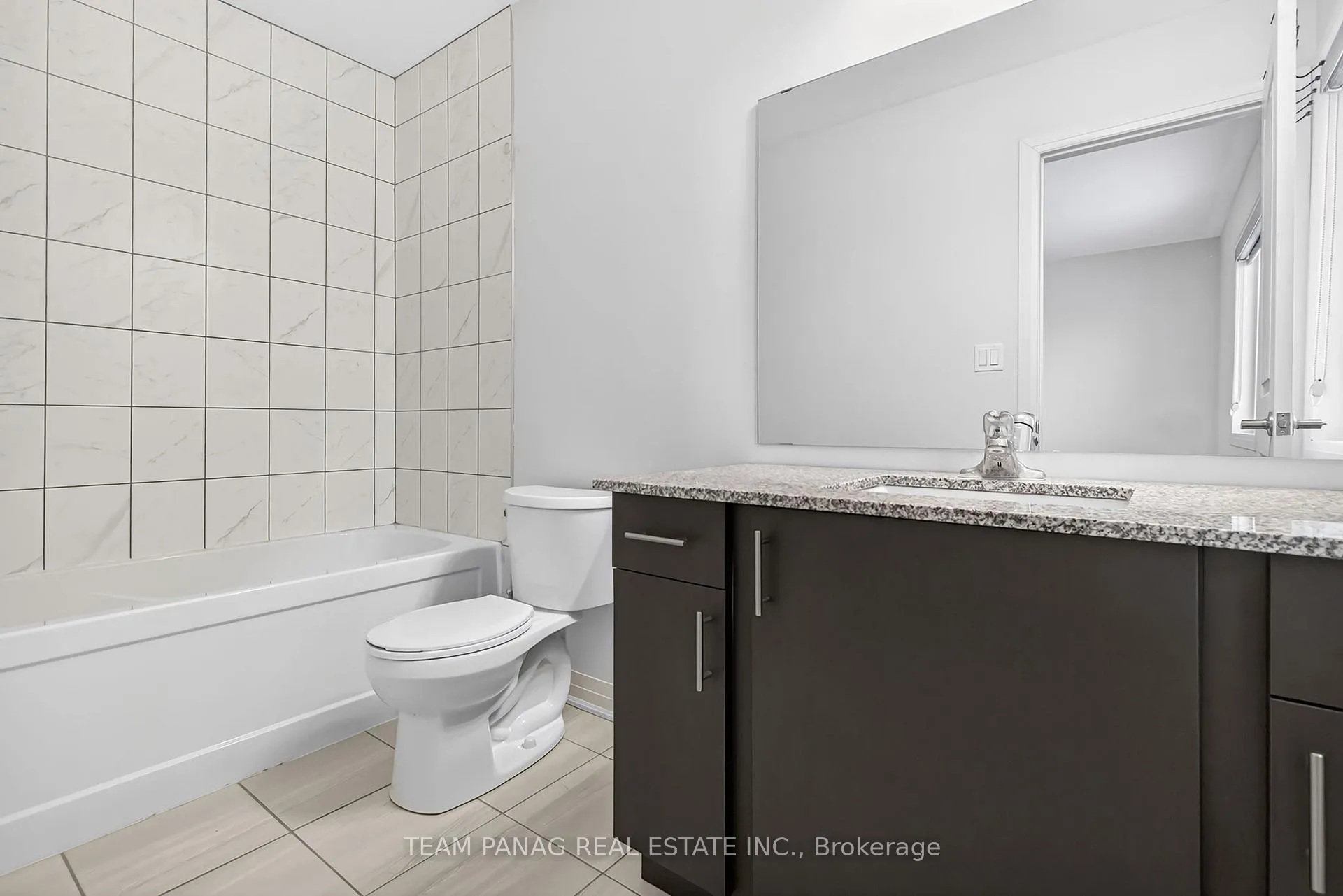 Photo 11 of 126 Middleton Street, Zorra, Thamesford — HOMEH