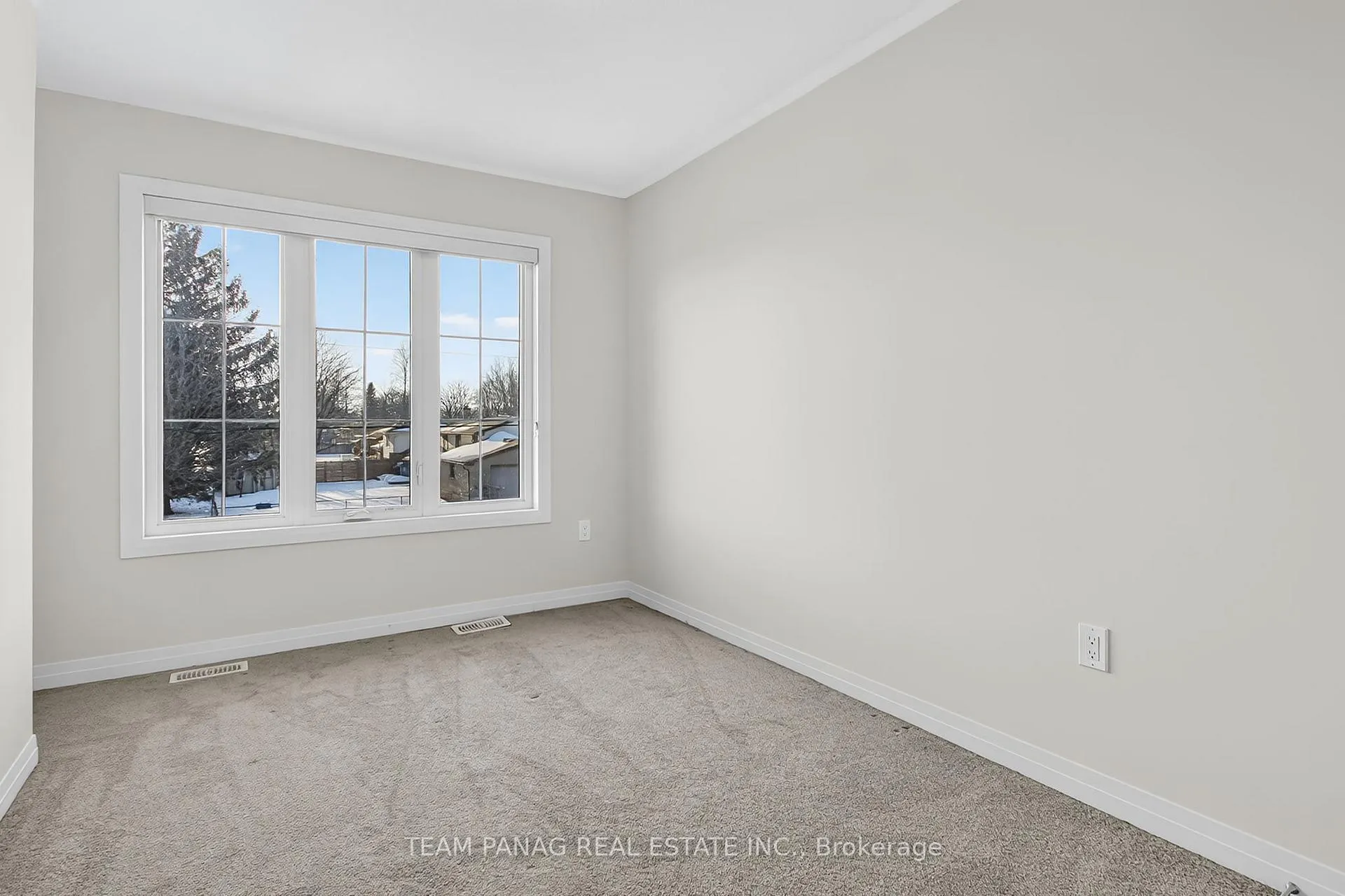 Photo 15 of 126 Middleton Street, Zorra, Thamesford — HOMEH