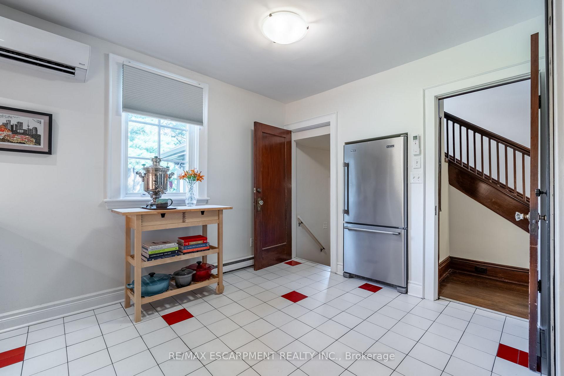 Photo 17 of 154 Dalewood Crescent, Hamilton, Westdale — HOMEH