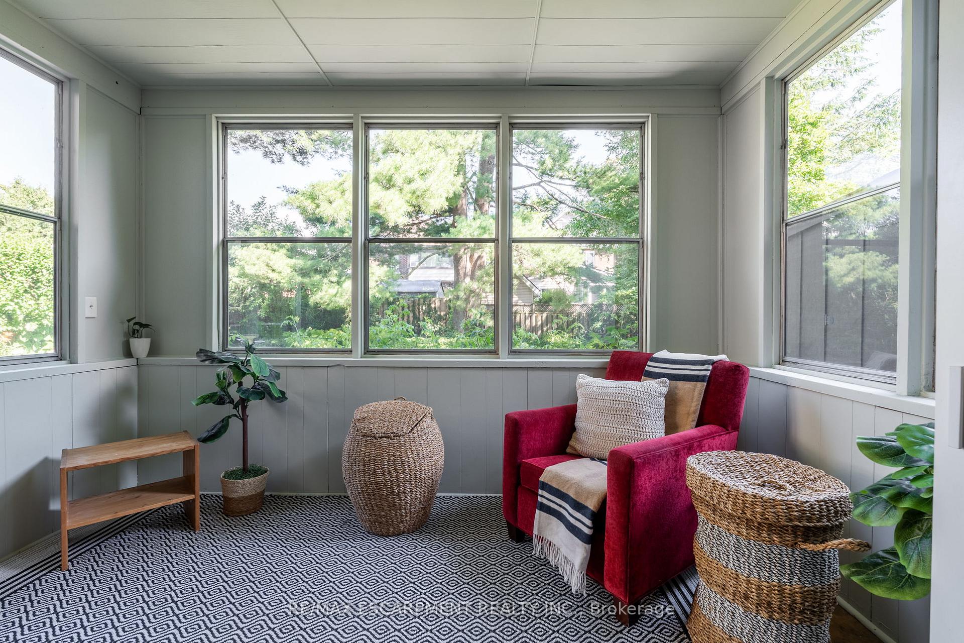 Photo 48 of 154 Dalewood Crescent, Hamilton, Westdale — HOMEH