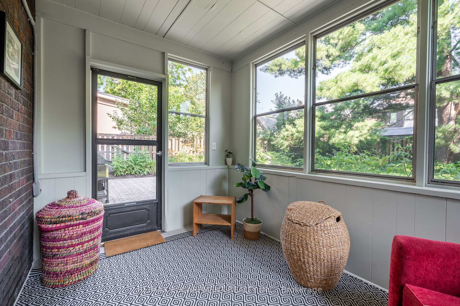 Photo 18 of 154 Dalewood Crescent, Hamilton, Westdale — HOMEH