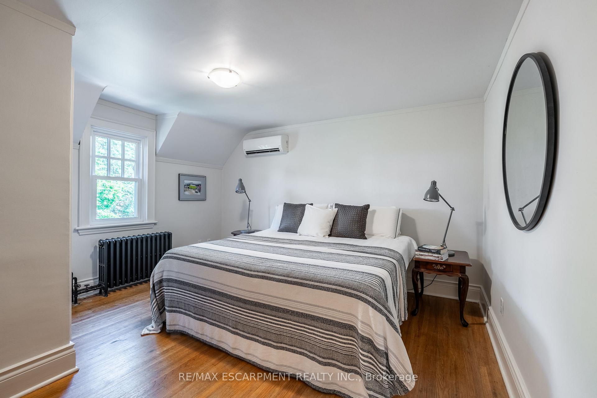 Photo 15 of 154 Dalewood Crescent, Hamilton, Westdale — HOMEH