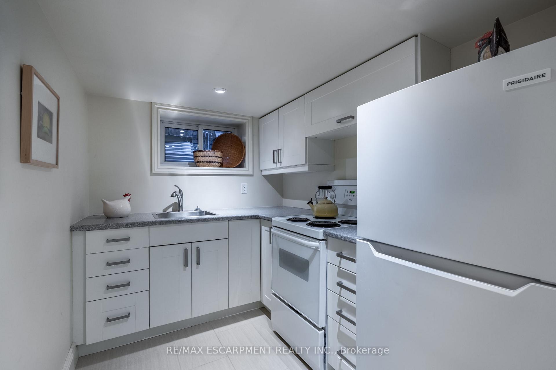 Photo 45 of 154 Dalewood Crescent, Hamilton, Westdale — HOMEH