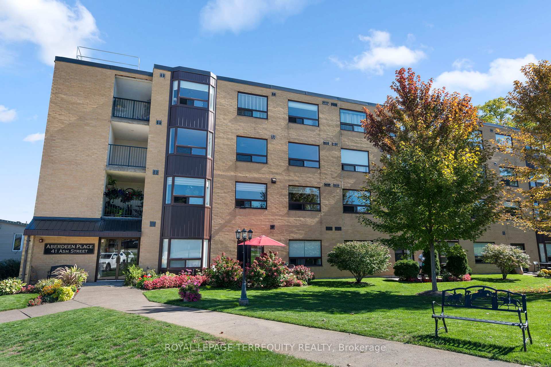 Photo 24 of Unit 304, 41 Ash Street, Uxbridge — HOMEH