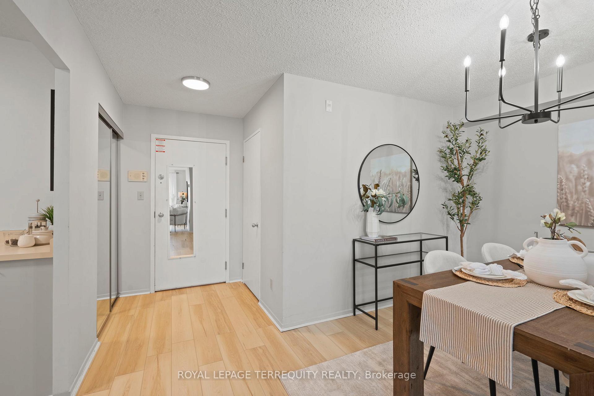 Photo 2 of Unit 304, 41 Ash Street, Uxbridge — HOMEH