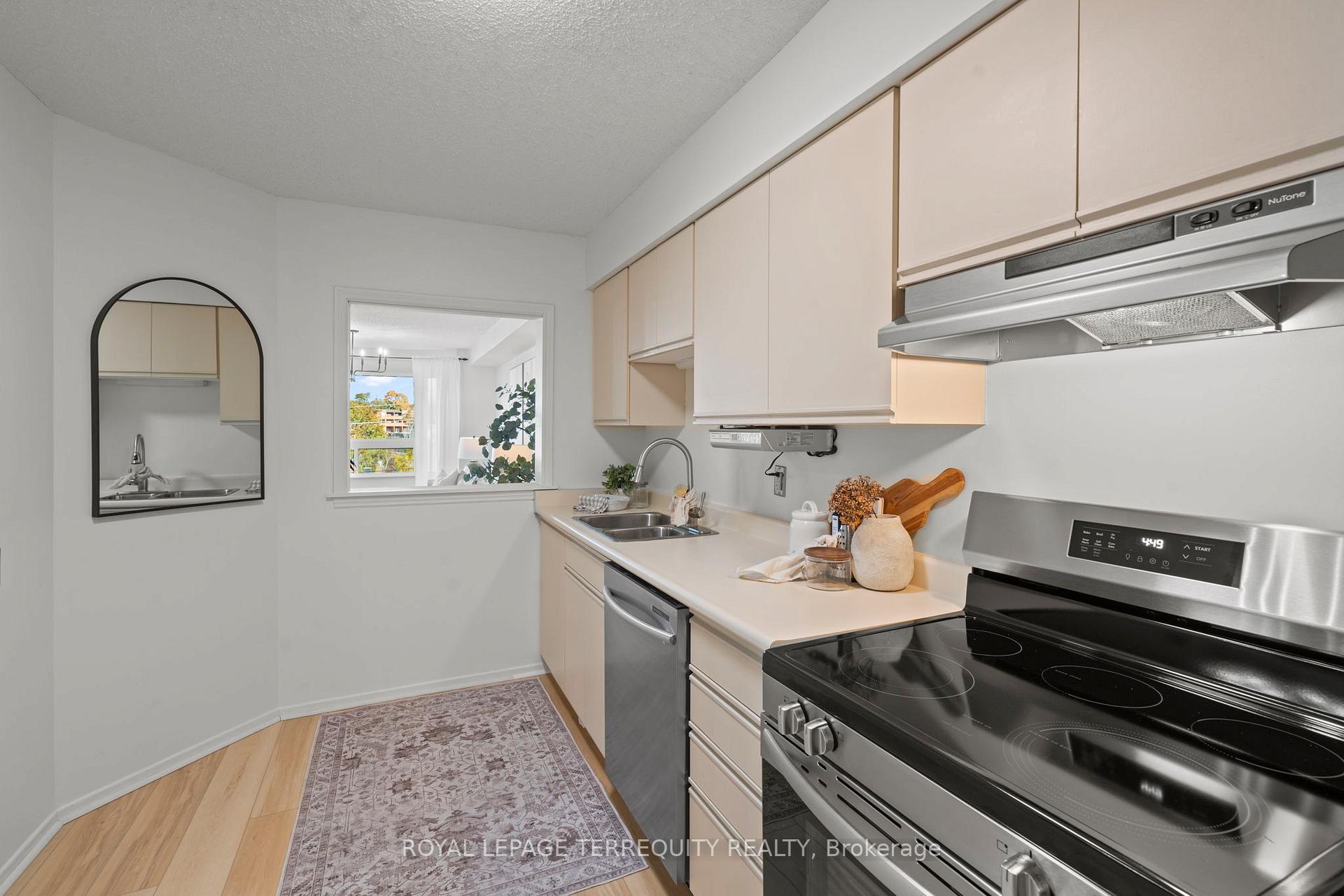 Photo 20 of Unit 304, 41 Ash Street, Uxbridge — HOMEH