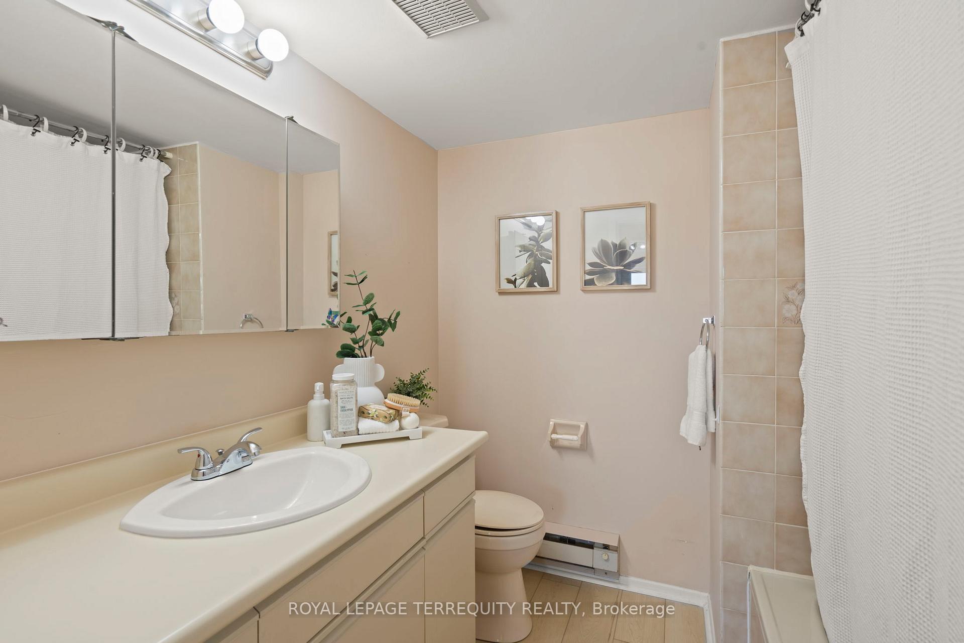 Photo 10 of Unit 304, 41 Ash Street, Uxbridge — HOMEH