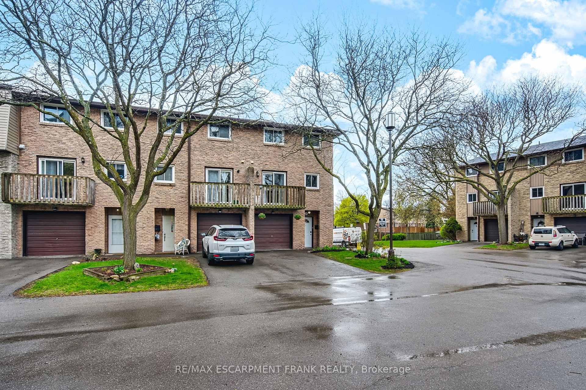 Photo 15 of Unit 33, 985 Limeridge Road E, Hamilton, Berrisfield — HOMEH