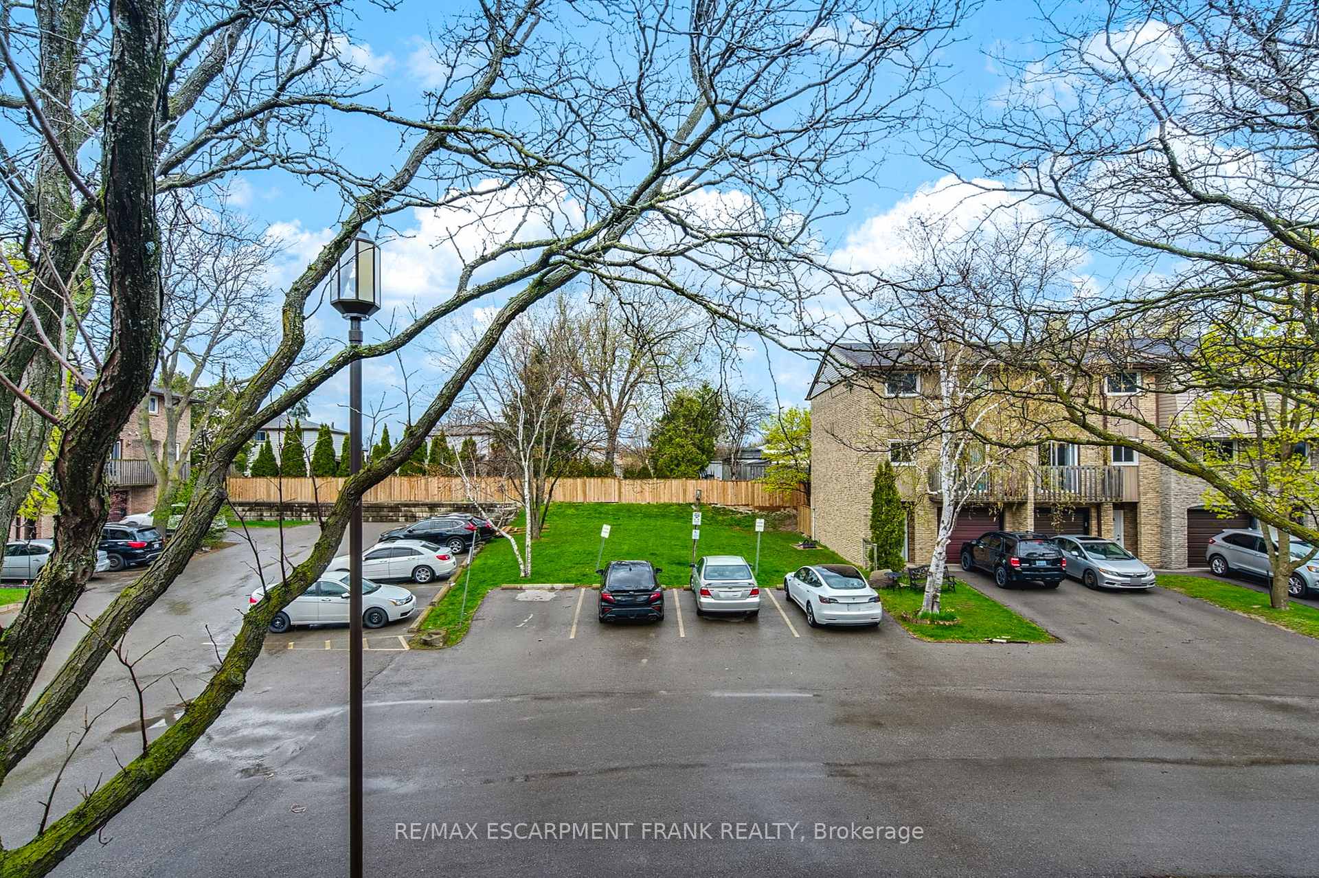 Photo 38 of Unit 33, 985 Limeridge Road E, Hamilton, Berrisfield — HOMEH