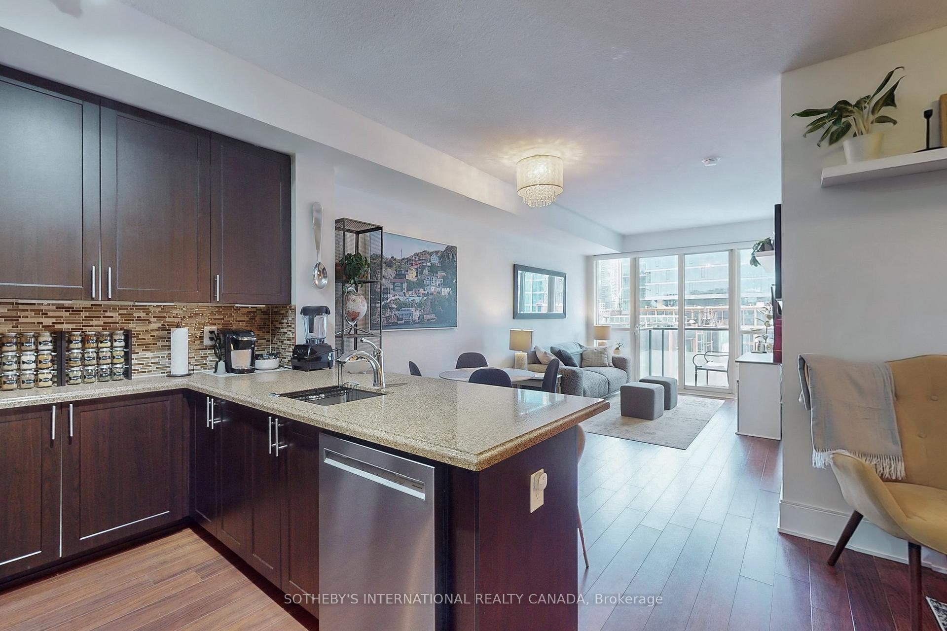 Photo 7 of Unit 717, 560 Front Street W, Toronto, Waterfront Communities — HOMEH