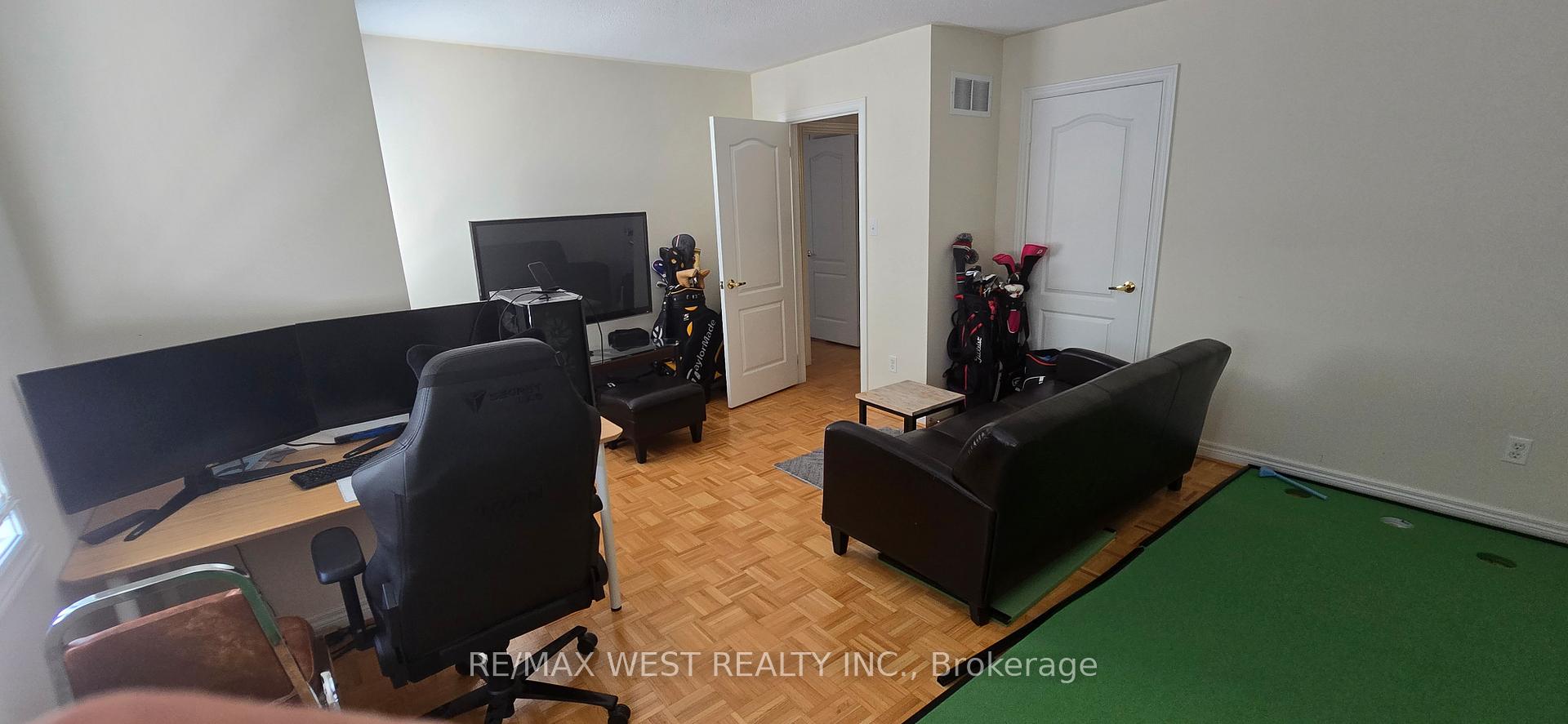 Photo 15 of 200 Starling Boulevard, Vaughan, Vellore Village — HOMEH