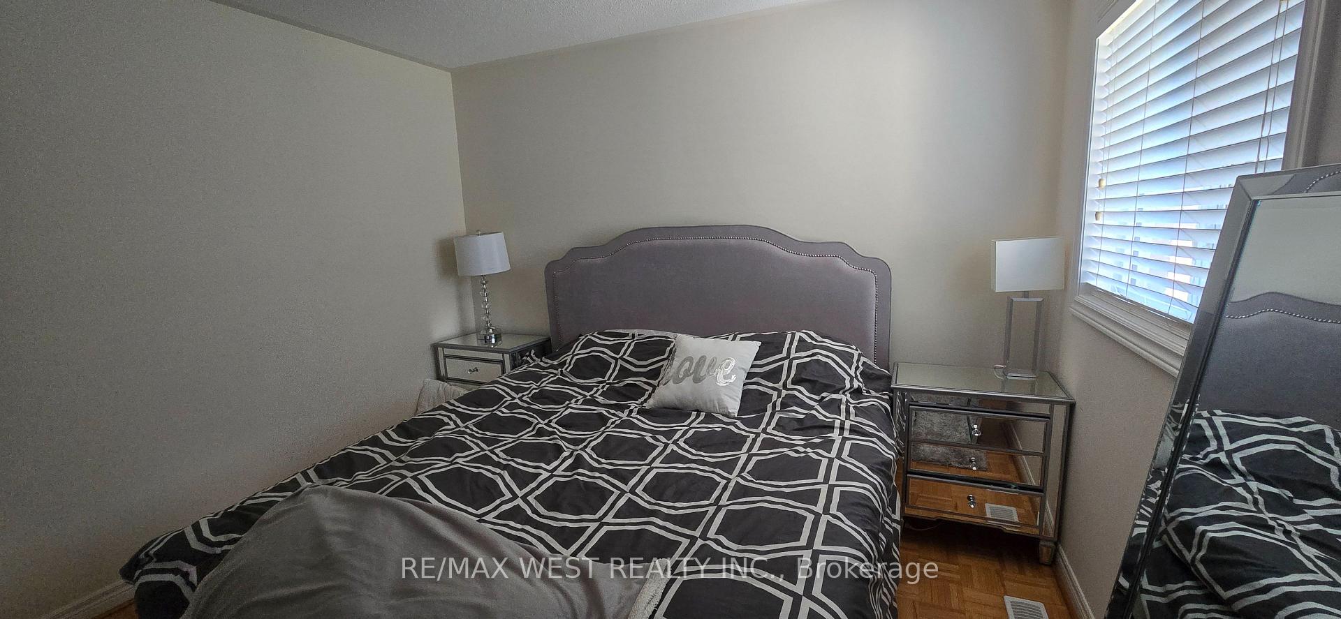 Photo 8 of 200 Starling Boulevard, Vaughan, Vellore Village — HOMEH