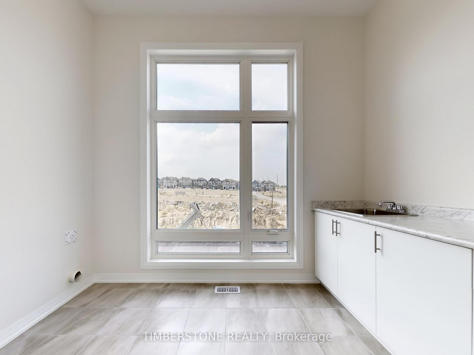 Photo 6 of 1119 Zircon Manor, Pickering, Rural Pickering — HOMEH
