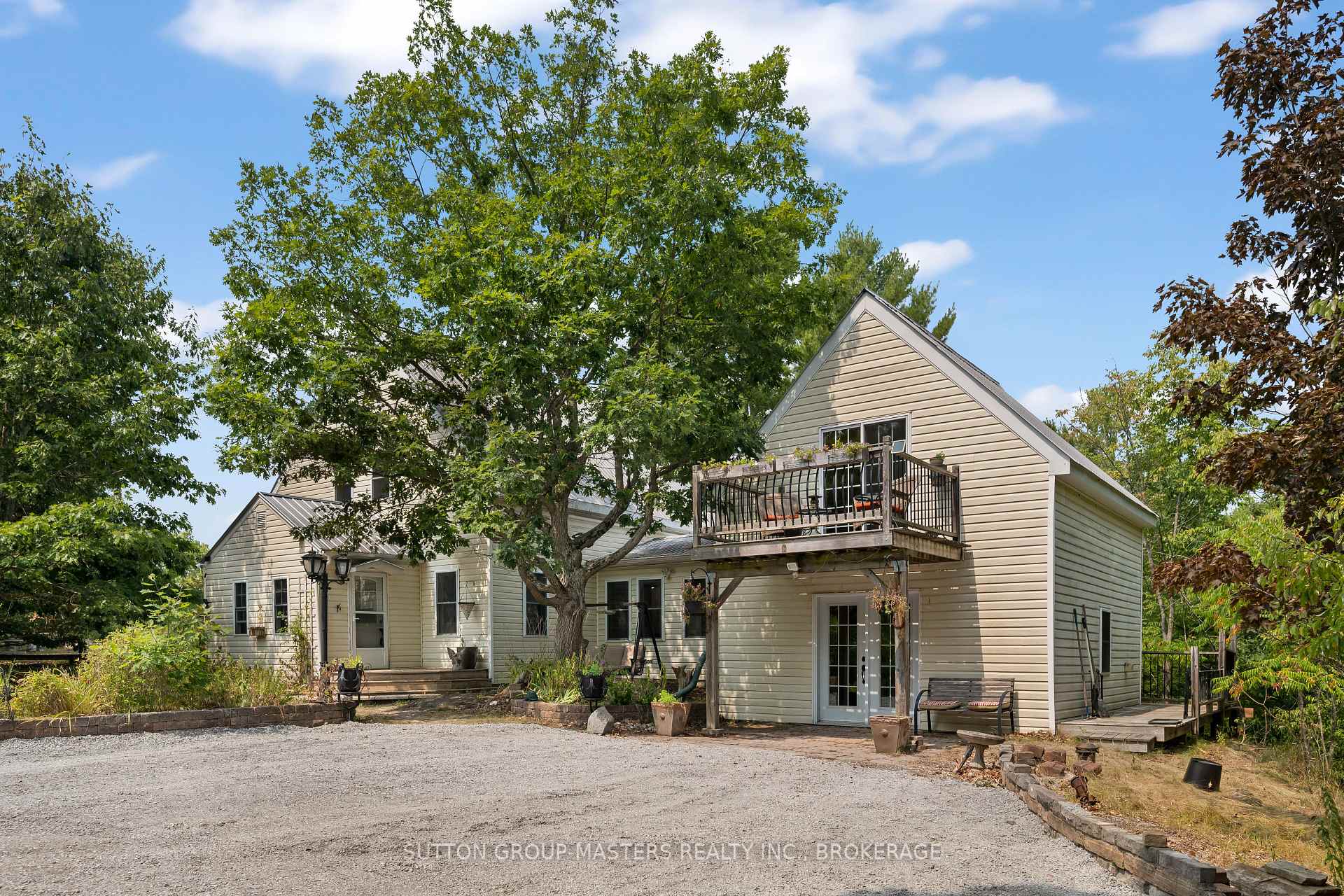 Photo 1 of 1151 Old Mine Lane, Frontenac, Frontenac South — HOMEH