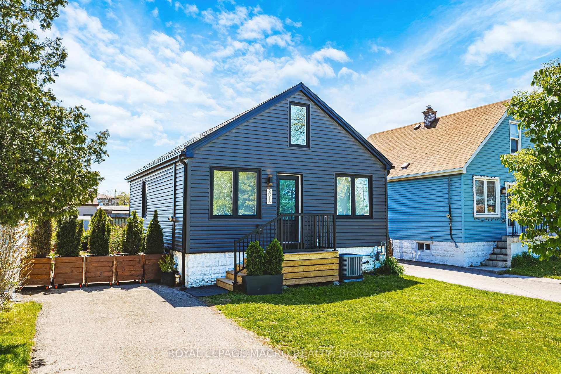 Photo 1 of 2016 Barton Street E, Hamilton, McQuesten — HOMEH